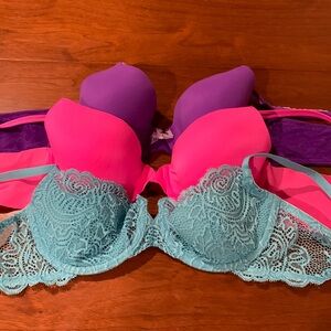 336B Victoria’s Secret bras